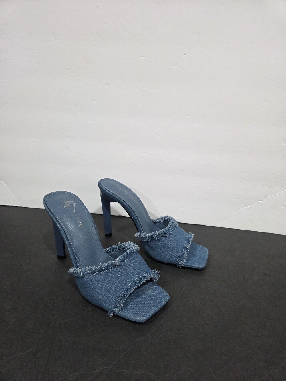 Azalea Wang Denim Frayed High Heel Blue Sz.7